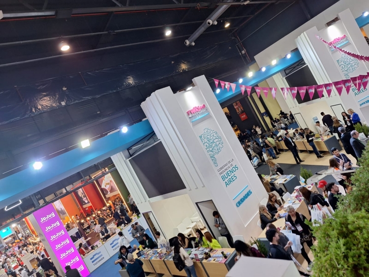 Con récord de visitantes en la FIT, la Provincia mostró todos sus atractivos de mar, sierra, lagunas, ríos y turismo rural