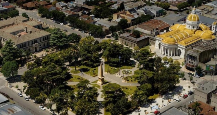 En simultáneo con el Día de la Niñez, Dolores festejó sus 205 años de vida