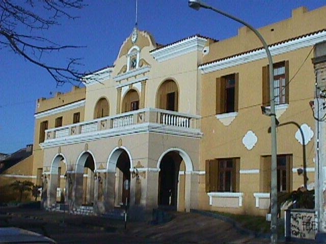 El destino bonaerense que se convirtió en tierra de inmigrantes con museos, comidas regionales y paisajes campestres