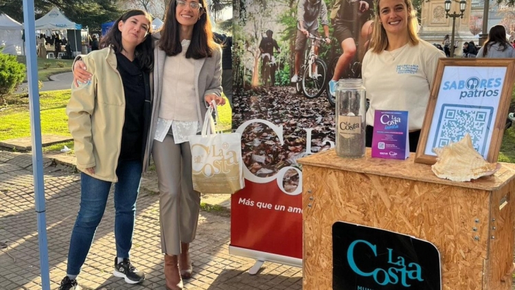 La Costa se promociona en fiestas regionales para seguir impulsando el turismo de cercanía